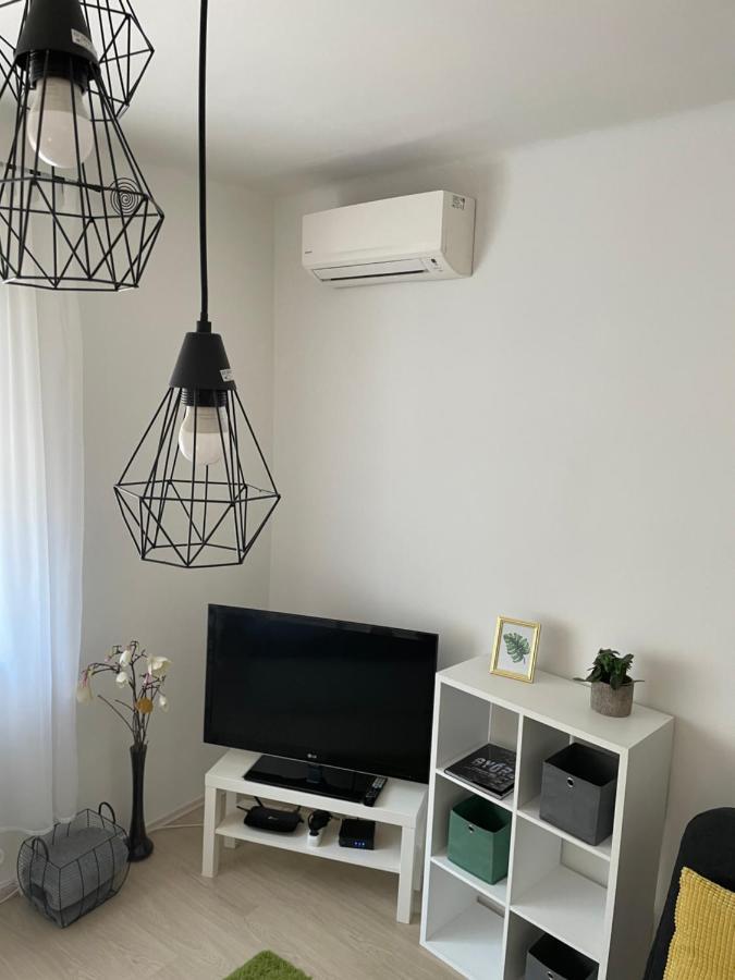 Magnolia Apartman Дьєр Екстер'єр фото