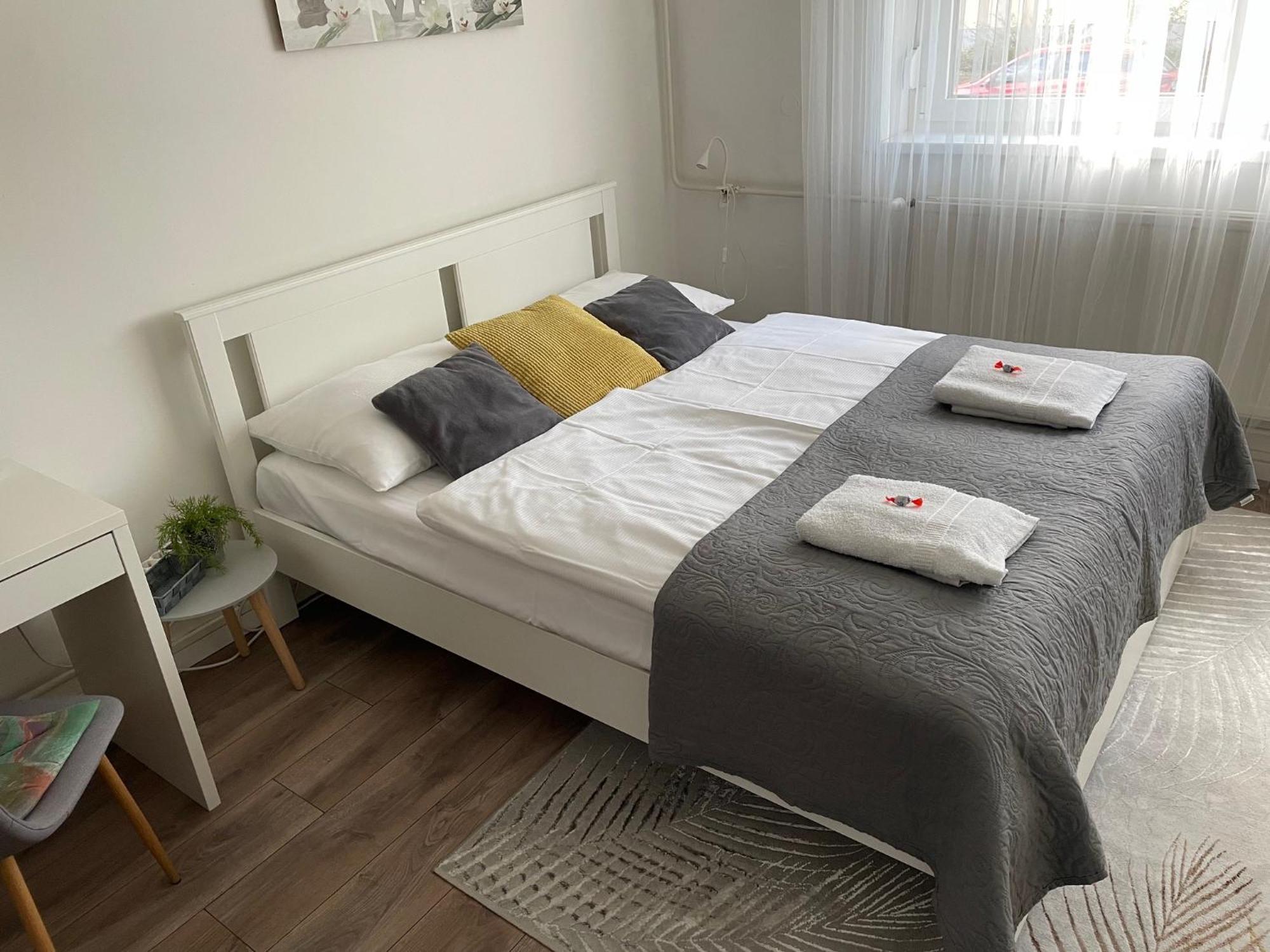 Magnolia Apartman Дьєр Екстер'єр фото